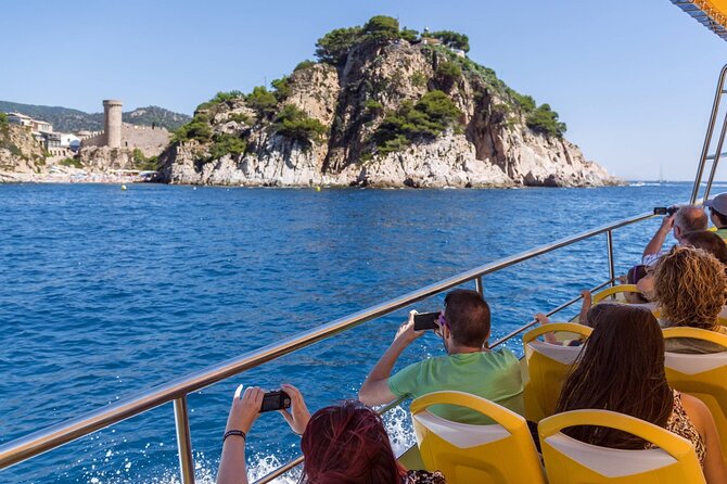 Costa Brava Small Group with Hotel Pick up and Boat Ride - Group size, guide quality, and the risks to weigh