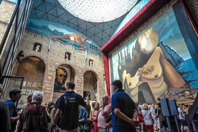 Dali Museum, House & Cadaques Small Group Tour from Barcelona - The off-peak route to Cadaqués and Portlligat