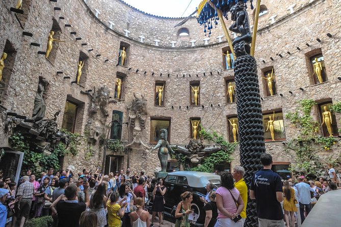 Dali Museum, House & Cadaques Small Group Tour from Barcelona - The real cost and the long return to Barcelona