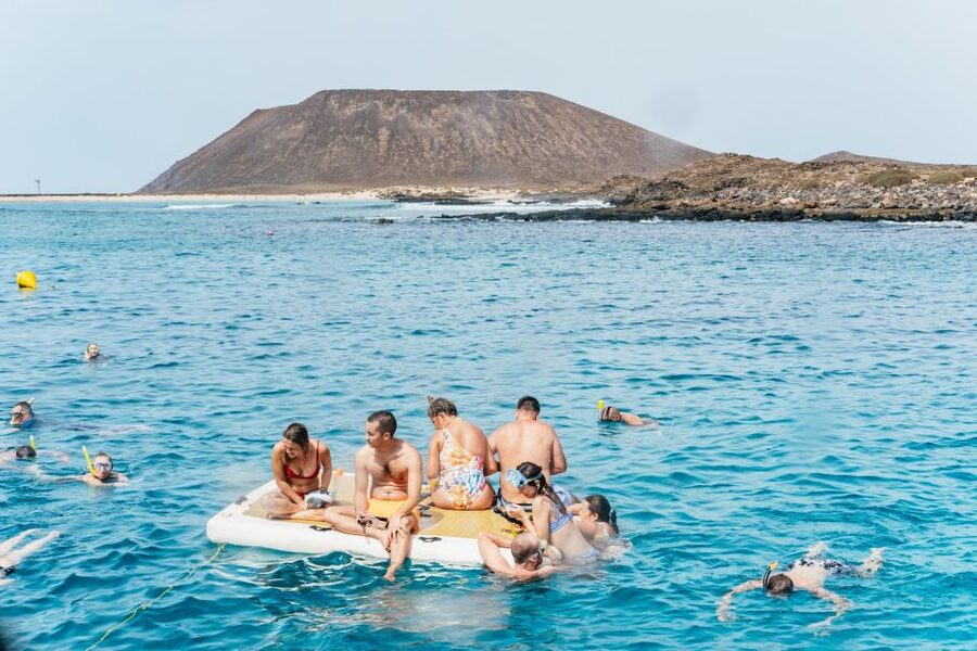 Desde Corralejo: Lobos Island Ferry with Optional Transfer - Choosing the return ferry