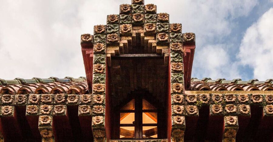 El Capricho Entrance Ticket - Choosing Between a Self-Guided Visit and the Tour