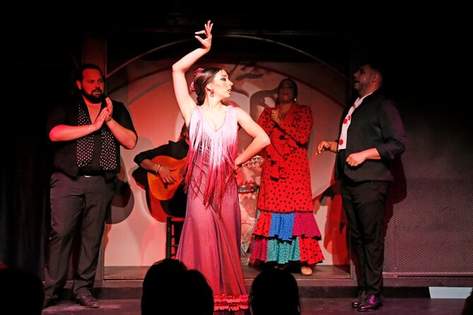 El Duende Flamenco Show with drink option at La Rambla Barcelona - What happens during the 55-minute performance