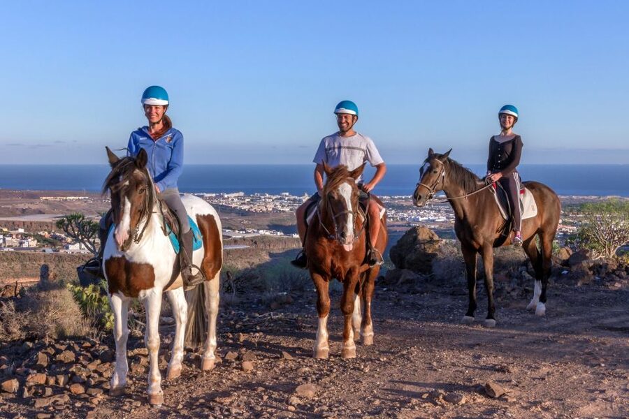 El Salobre: Horse Riding Adventure with Transfer Options - Hotel Transfers or Your Own Way There