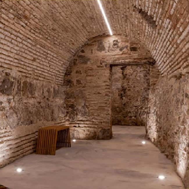 English Tour “TOLEDO ALL IN ONE” - The Rojas Theatre and the old prison