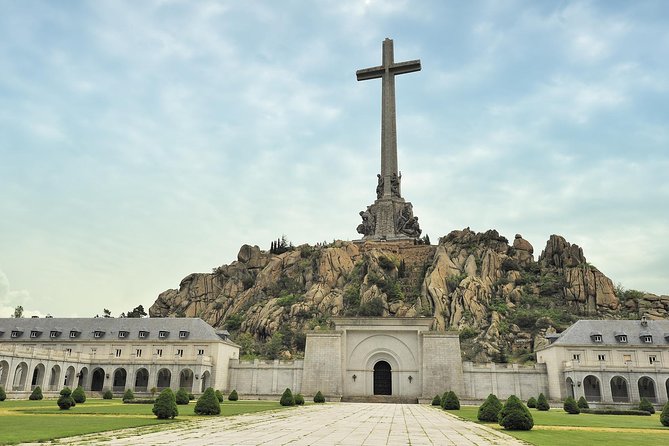 Escorial Monastery and the Valley of the Fallen from Madrid - Entering the Royal Monastery of El Escorial