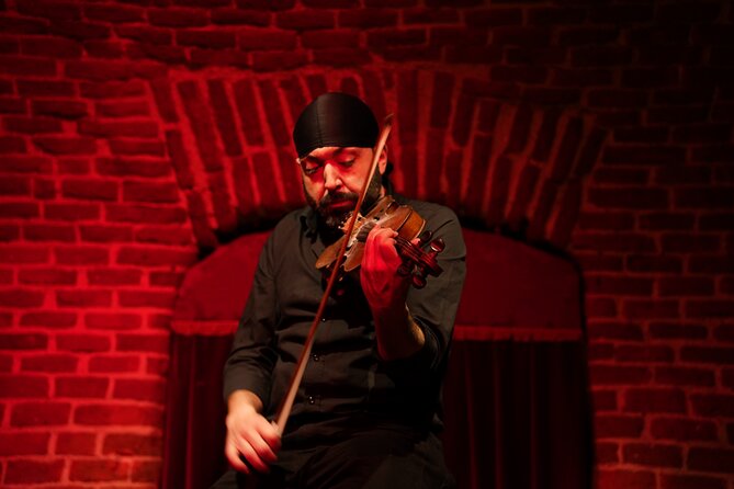 Essential Flamenco: Pure Flamenco Show in the Heart of Madrid - What happens during the 70-minute performance