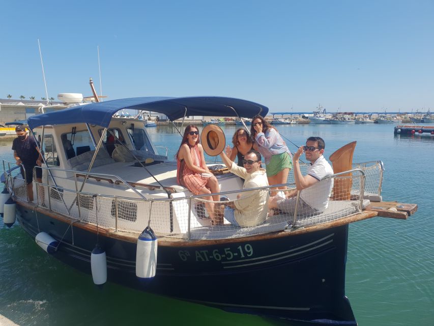 Estepona: Dolphin Search Boat Trip with Drink and Snacks - Practical advice for a smoother trip