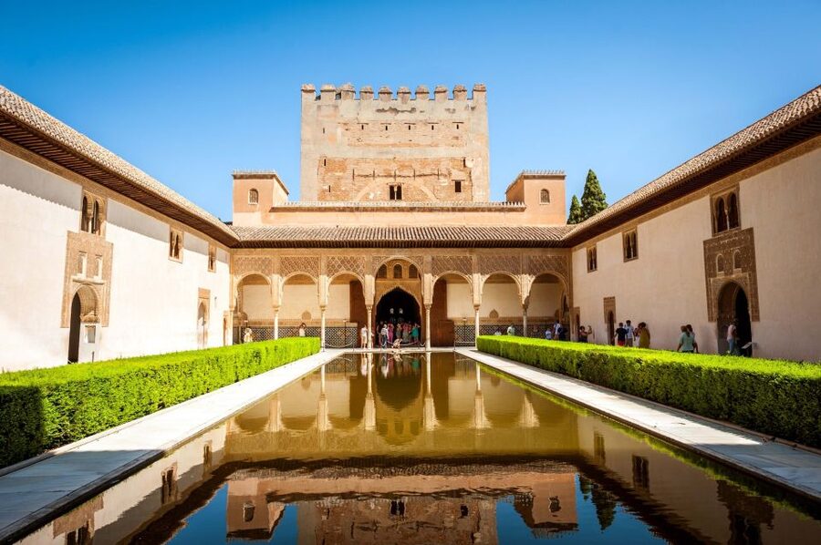 Fast-Track Alhambra & Nasrid Palaces Guided Tour - Who Will Get the Most from This Tour?