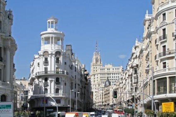Flamenco Show & Special Menu at Torres Bermejas in Madrid - Key points before you book