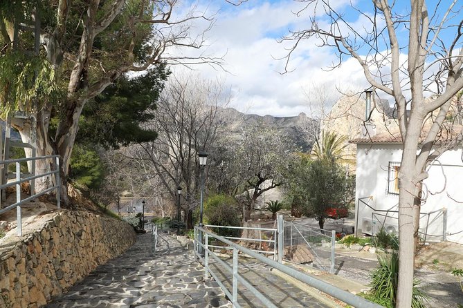 From Albir & Benidorm: Guadalest Village Excursion - The 45-minute motor museum stop
