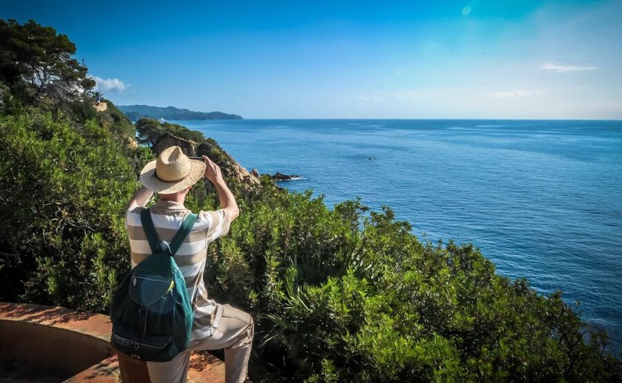 From Barcelona: Costa Brava Day Tour with Lunch - Who should book this Costa Brava day trip?