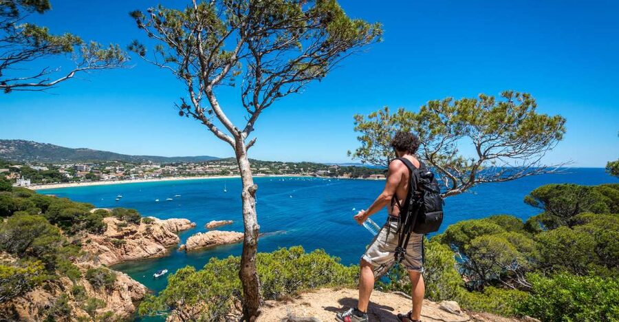 From Barcelona: Costa Brava Trails, Snorkeling & Cliff Jump - Platja de Sant Pol and the first coastal views