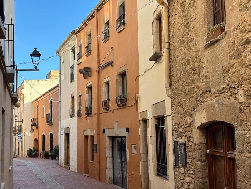 From Barcelona: Costa Brava Typical Towns full day tour - Who should book this tour?