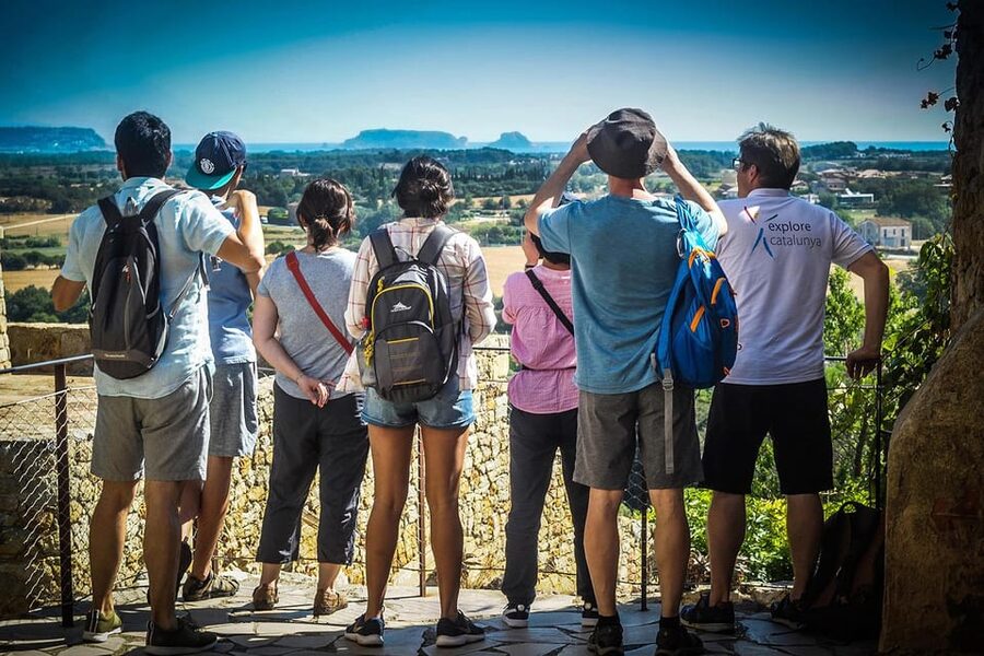 From Barcelona: Girona and Costa Brava Day Tour - The ride north from Barcelona