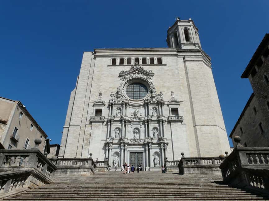 From Barcelona: Girona and Dalí Museum Small-group Day Tour - Girona: a compact city with many layers