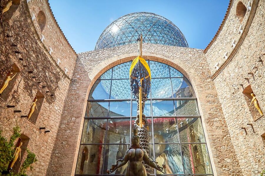 From Barcelona: Girona and Dalí Museum Small-group Day Tour - What to bring and how to prepare