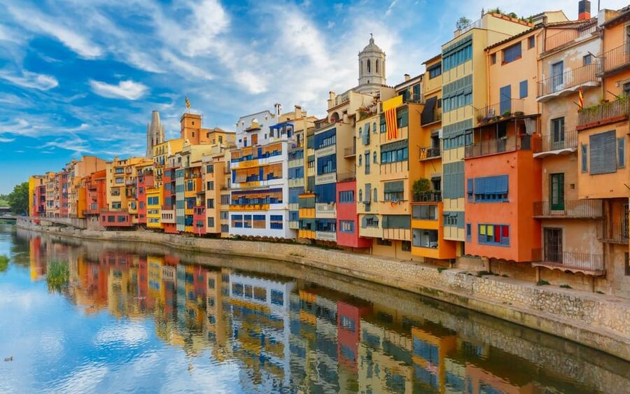 From Barcelona: Girona, Figueres, Dalí Museum, and Cadaqués - Key points to know before booking