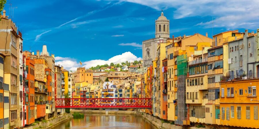 From Barcelona: Girona, Figueres, Dalí Museum, and Cadaqués - Who should book this day trip?
