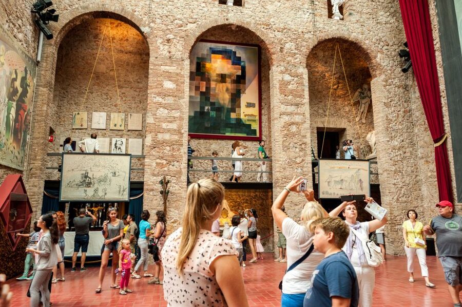 From Barcelona: Girona Guided Tour & Dalí Museum in Figueres - Figueres and the Dalí Theatre-Museum