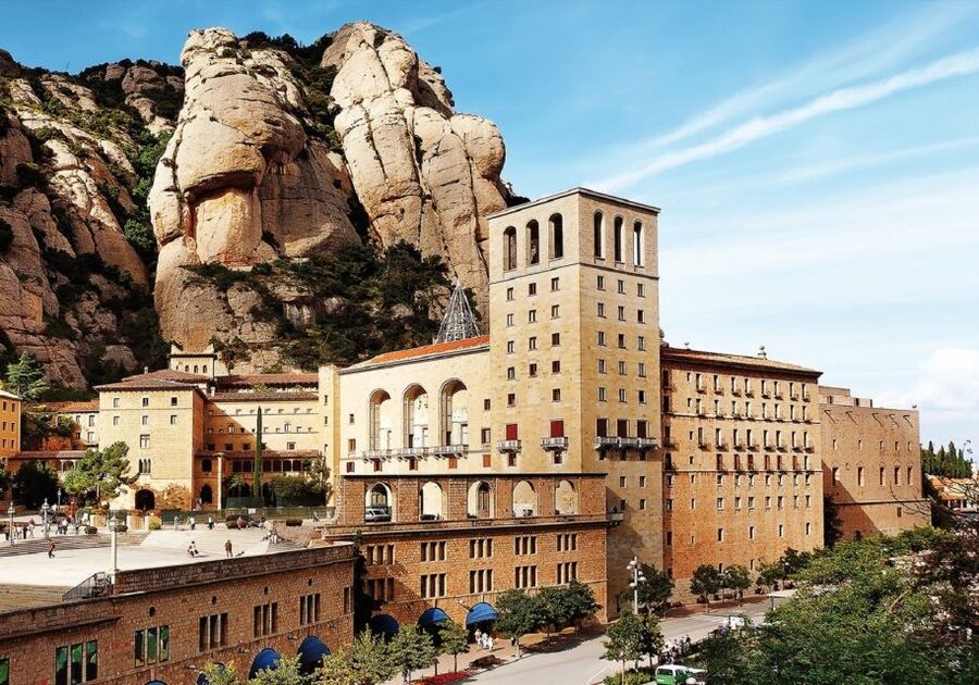 From Barcelona: Half-Day Montserrat & Horse Riding Tour - Thirty minutes of free time: useful but short