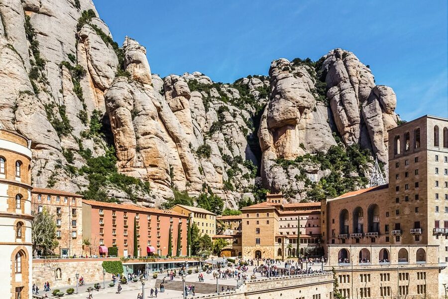 From Barcelona: Montserrat Day Trip with Optional Tickets - Key points at a glance