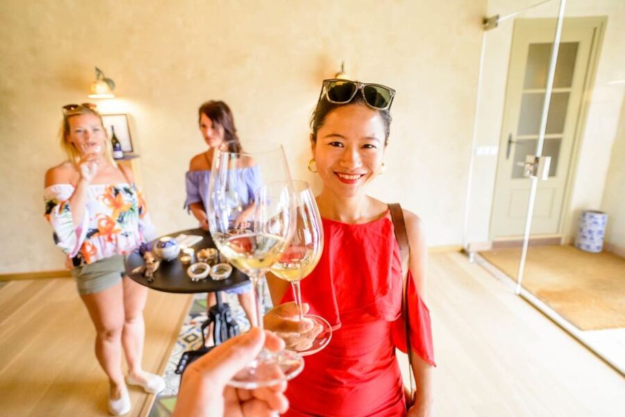 From Barcelona: Penedés Vineyards Tour by 4WD w/Wine & Cava - How the six-hour schedule works