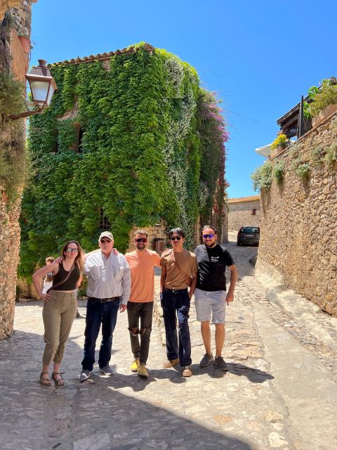 From Barcelona: Small Group to Girona and Costa Brava - Who should book this Catalonia day trip?