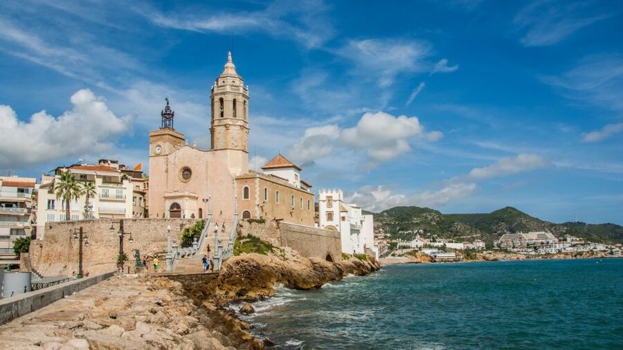 From Barcelona: Tarragona & Sitges Full Day Tour with Pickup - Key points to know before you book