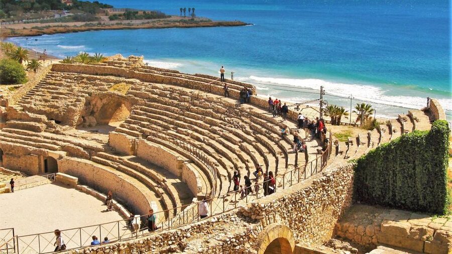 From Barcelona: Tarragona & Sitges Full Day Tour with Pickup - San Sebastián Beach and the best part of the afternoon