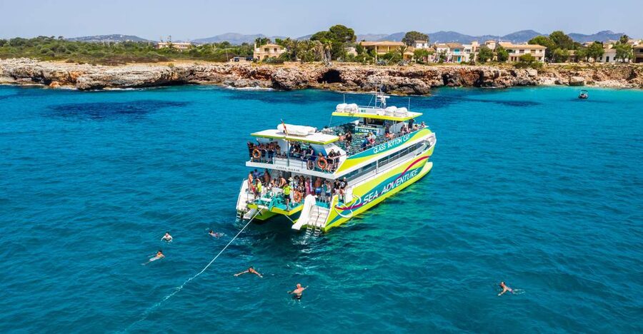 From Cala Millor: East Coast Glass-Bottom Boat Trip - The 1.5-hour Porto Cristo trip from Cala Millor