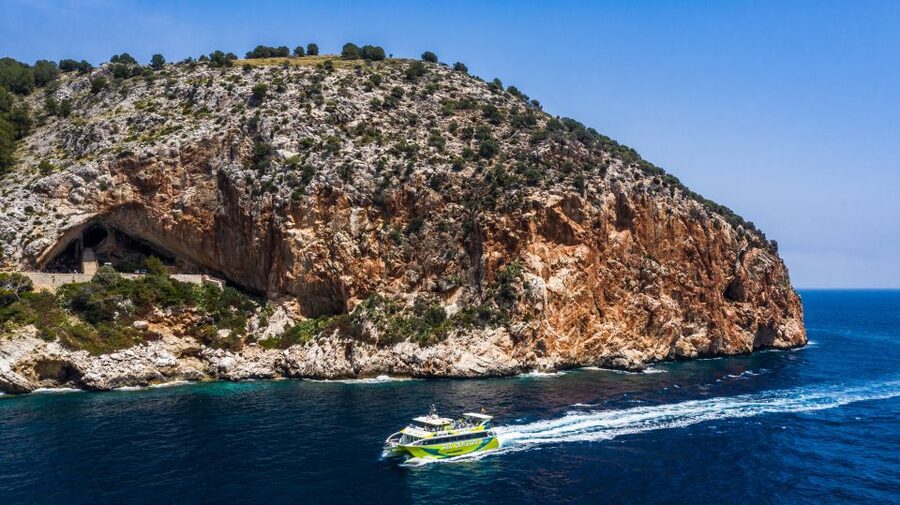 From Cala Ratjada: East Coast Glass-Bottom Boat Trip - The 3-hour route adds Sa Coma