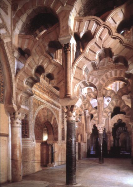 From Costa del Sol & Malaga: Cordoba Guided Day Tour - Walking through the Jewish Quarter