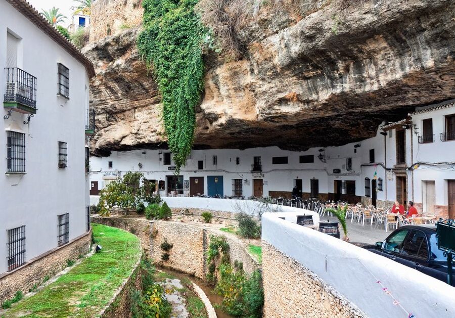 From Costa del Sol: Ronda and Setenil de las Bodegas - Guides, languages, and group comfort