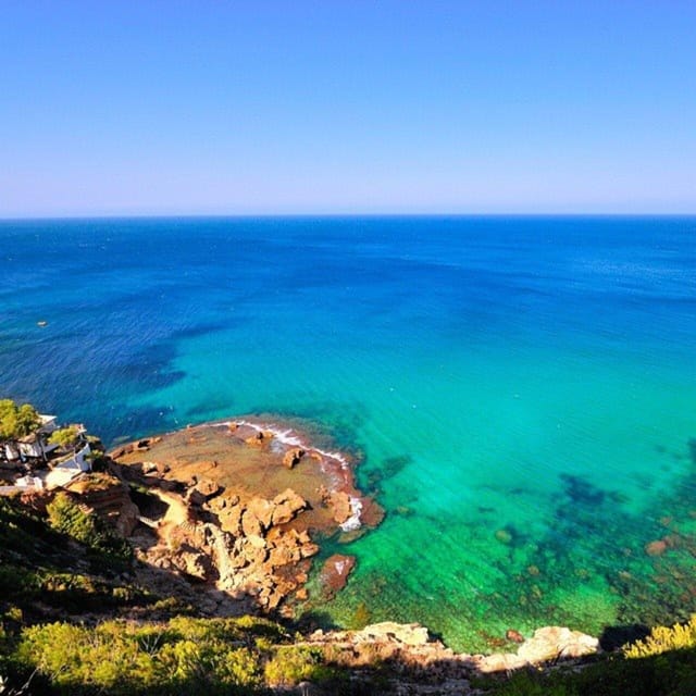 From Dénia/Jávea: Cala Blanca Boat Trip with Jet Ski & Lunch - What kind of day at sea is this?