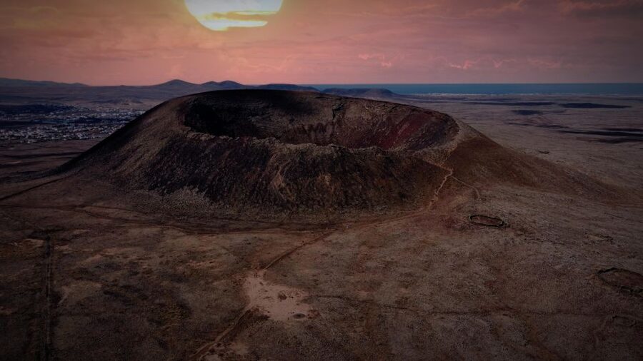 From Fuerteventura: Sunset Hike at Volcano with Scenic Views - Sunset colors, clouds, and realistic expectations