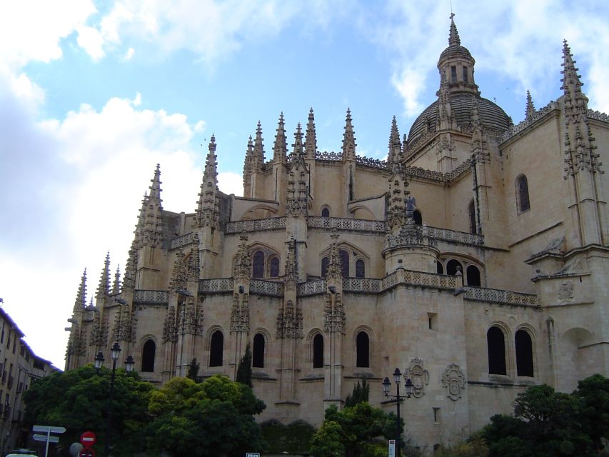 From Madrid: Ávila and Segovia Guided Day Trip - Why this day trip works from Madrid
