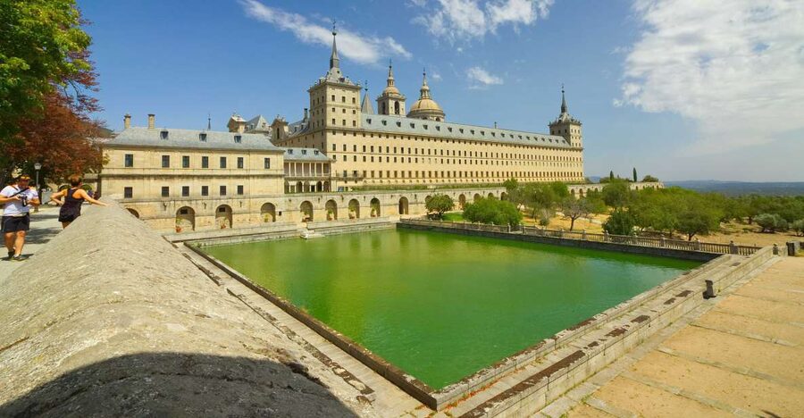 From Madrid: El Escorial, Valley and Segovia Day Trip - Morning at the Monastery of El Escorial