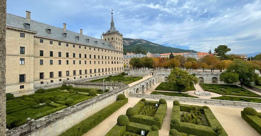 From Madrid: Escorial Monastery and the Valley of the Fallen - Key points at a glance