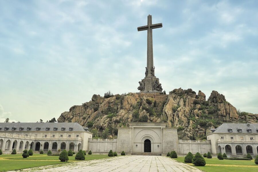 From Madrid: Escorial Monastery & Valley of the Fallen Trip - The Coach Ride From Madrid