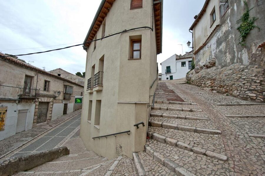 From Madrid: Guided Day Trip to Chinchon, Aranjuez & Toledo - Is $75 a fair price?