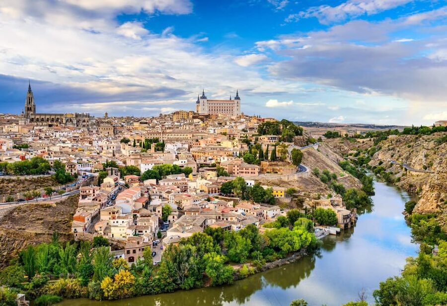 From Madrid: Guided Day Trip to Segovia and Toledo - Who should book this day trip?