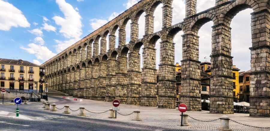 From Madrid: Guided Day Trip to Segovia, optional Alcázar - Who will get the most from this $52 experience