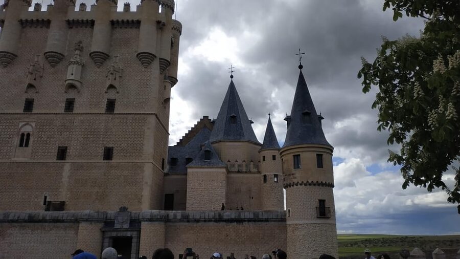 From Madrid: Half-Day or Full-Day Trip to Segovia - Free time: useful, but not always generous