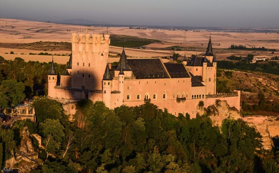 From Madrid: Hot Air Balloon over Segovia with Transfer - The 70-Minute Ride From Madrid to Segovia