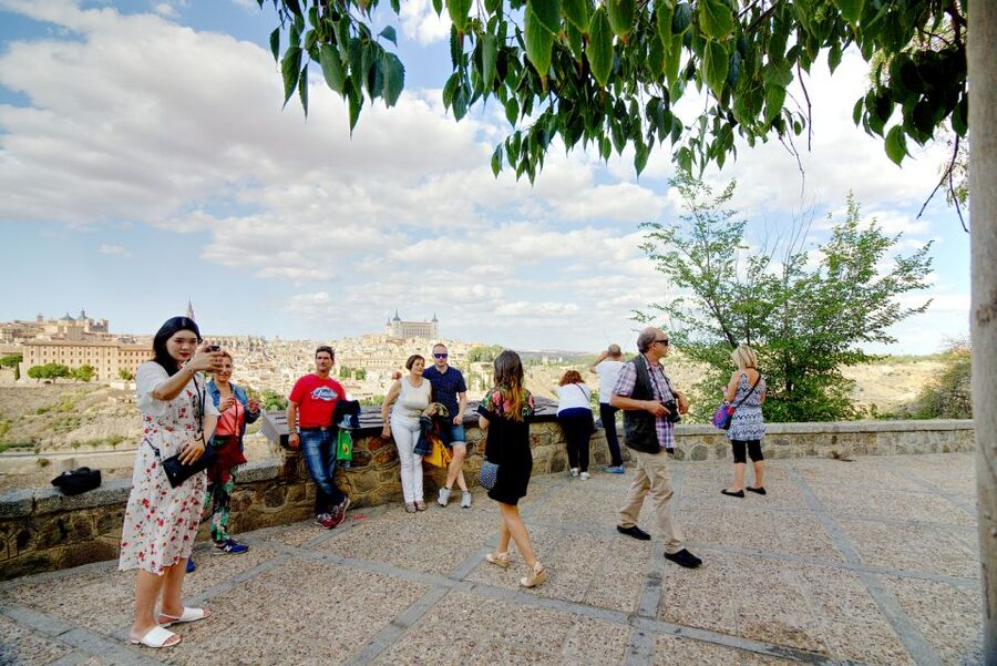 From Madrid: Old Town Toledo Tour with Optional Activities - Meeting at Calle Ferraz and Riding South