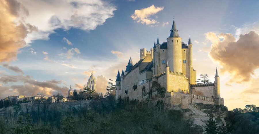 From Madrid: Segovia & Avila Day Trip with Optional Tickets - Starting the day from Madrid
