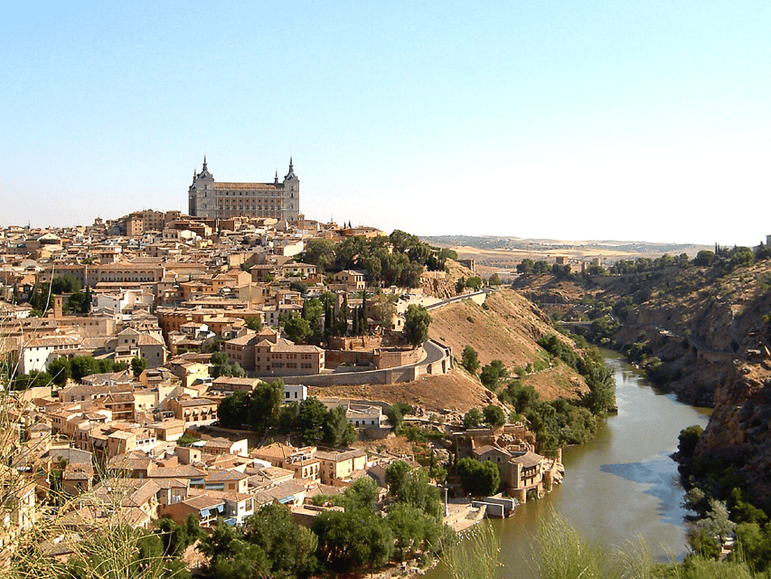 From Madrid: Toledo Full-Day Trip with Optional Cathedral - Meeting the IBE TOURS bus in Madrid