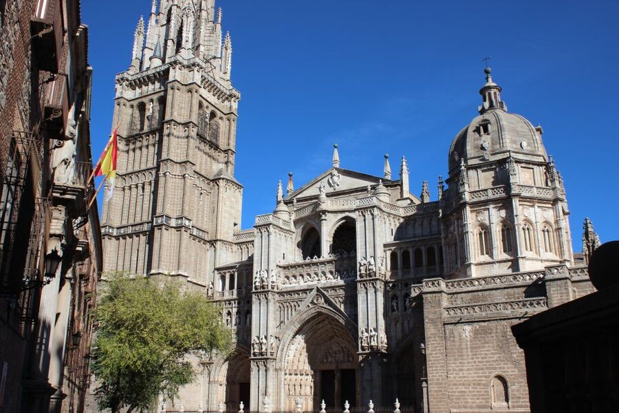 From Madrid: Toledo with 3 Monuments and Optional Cathedral - What the hour-long ride adds