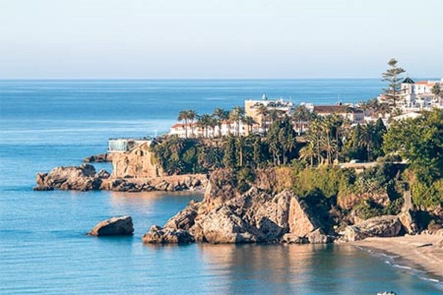 From Málaga: Caves of Nerja, Nerja and Frigiliana Day Tour - Why this Costa del Sol day trip works