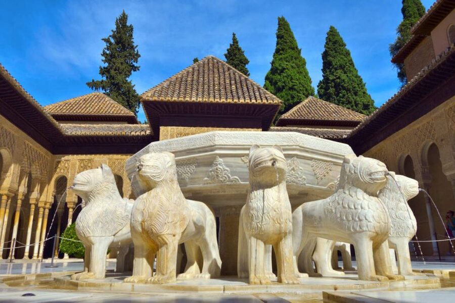 From Malaga: Granada Full-Day Trip with Alhambra - How much walking should you expect?